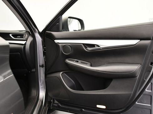 Used 2021 INFINITI QX50 Luxe w/ Cargo Package image 41