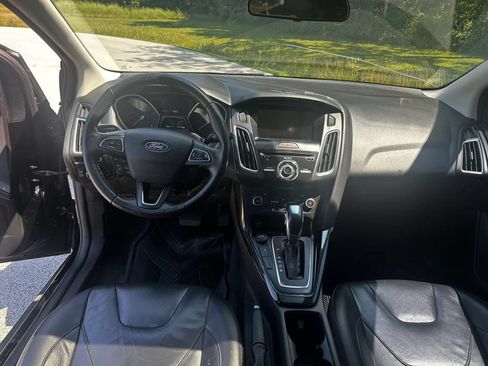 Used 2018 Ford Focus Titanium FWD image 15