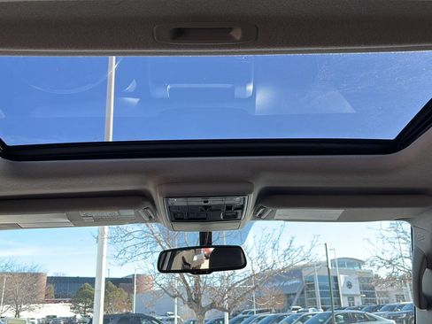 Used 2016 Toyota 4Runner Limited image 17