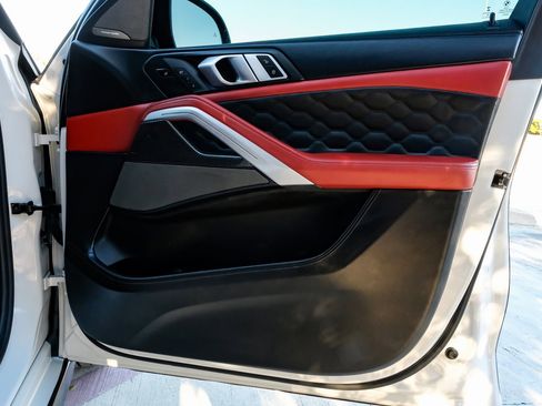 Used 2021 BMW X6 M w/ Competition Package image 51