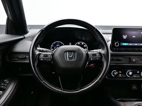 Used 2025 Honda HR-V Sport image 42