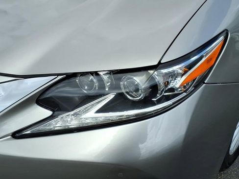 Used 2017 Lexus ES 350 image 9