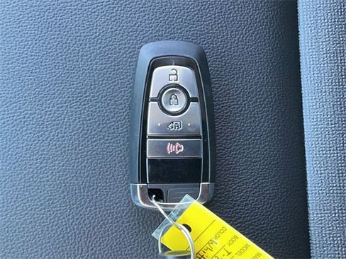 New 2026 Ford Transit 250 148 Medium Roof w/ Load Area Protection Package image 24