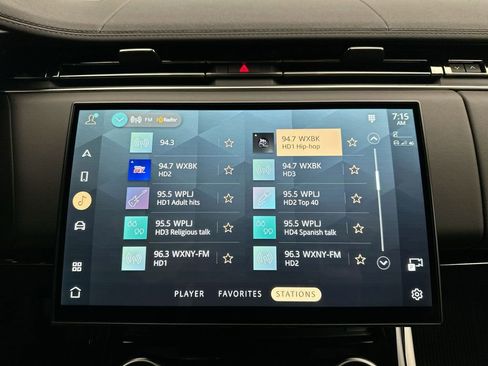 Used 2023 Land Rover Range Rover Sport SE image 27