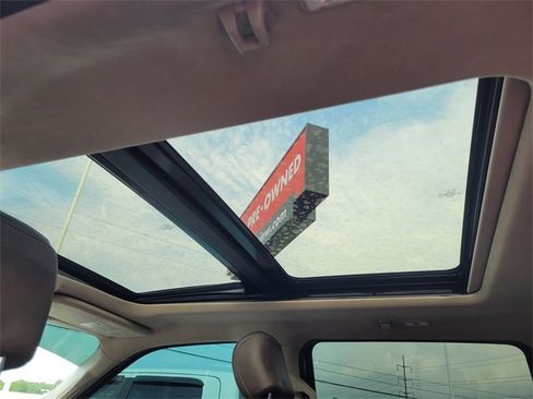 Used 2020 Ford F150 Limited w/ Trailer Tow Package image 23