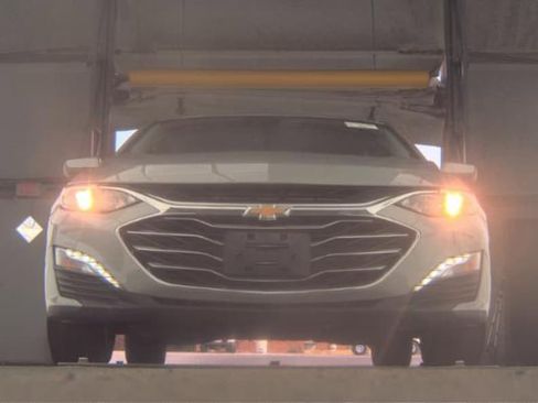 Used 2023 Chevrolet Malibu LT FWD image 3