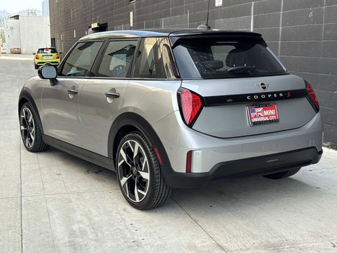 Certified 2025 MINI Cooper S image 3