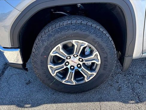 New 2026 GMC Sierra 1500 SLT w/ SLT Convenience Package image 12