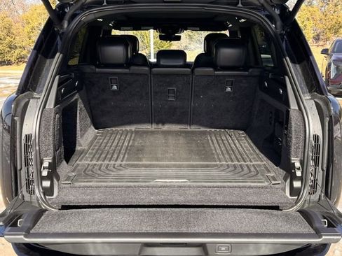 Used 2023 Land Rover Range Rover SE image 24