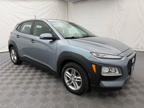 Used 2020 Hyundai Kona SE image 3