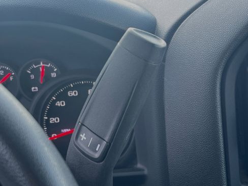 Used 2024 Chevrolet Silverado 2500 Custom w/ Custom Value Package image 20