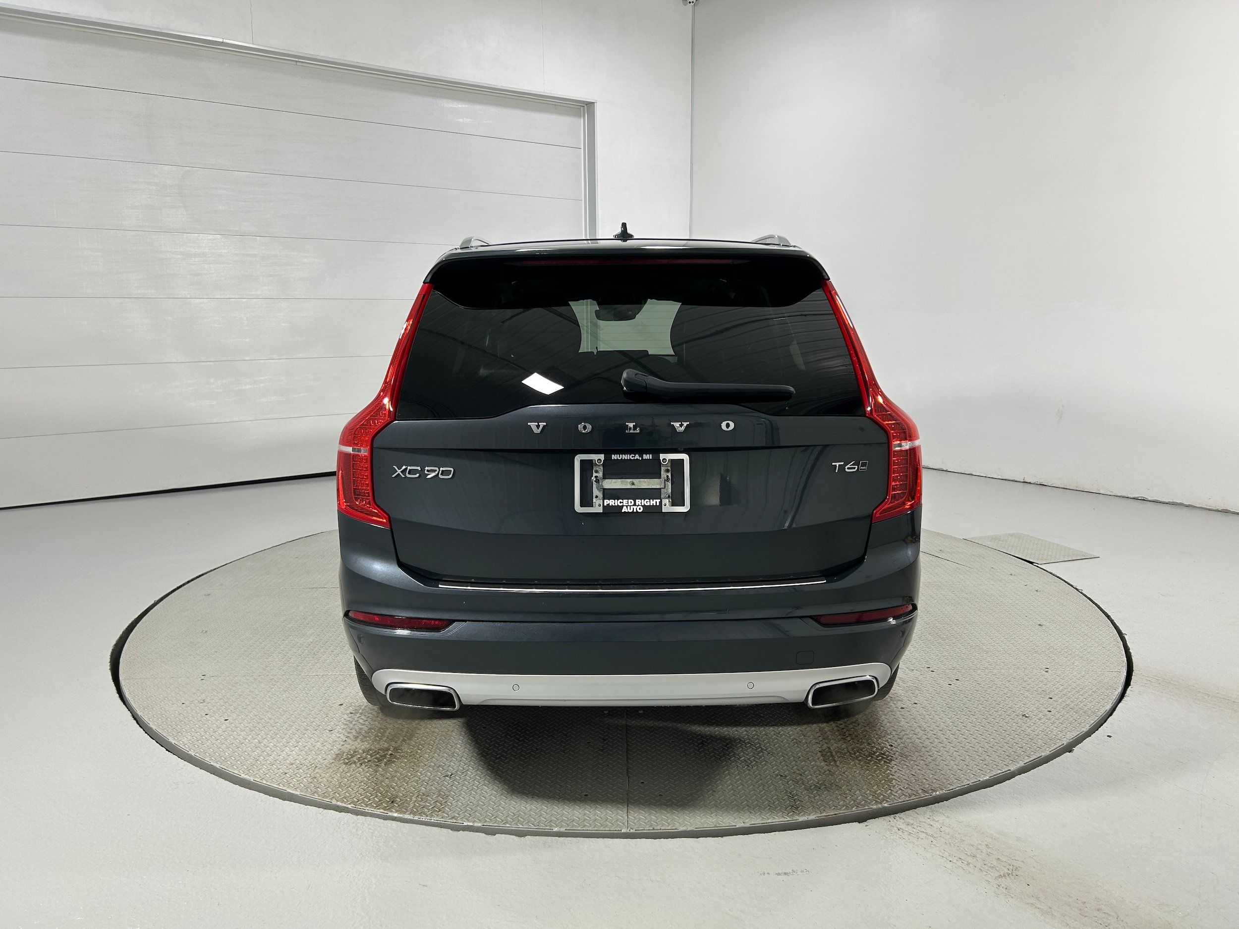 Used 2021 Volvo XC90 T6 Momentum w/ Climate Package AWD/4WD image 33