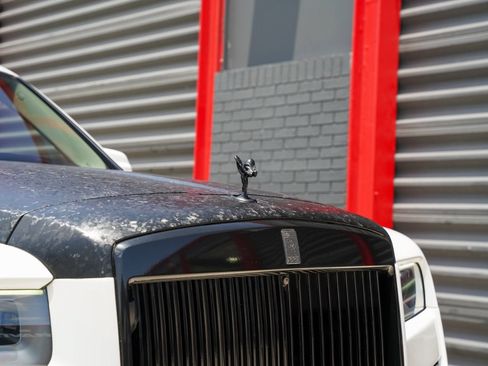 Used 2019 Rolls-Royce Cullinan AWD/4WD image 6