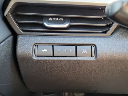 Used 2024 Nissan Altima 2.5 SV image 28