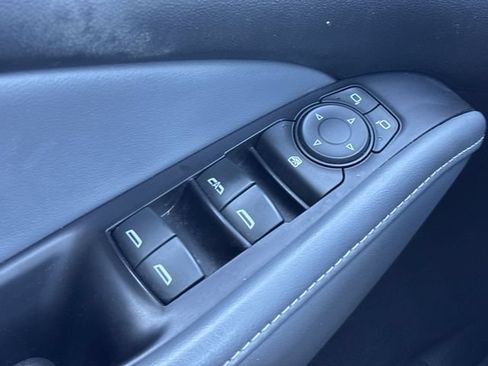 Used 2020 Buick Enclave Essence FWD image 27