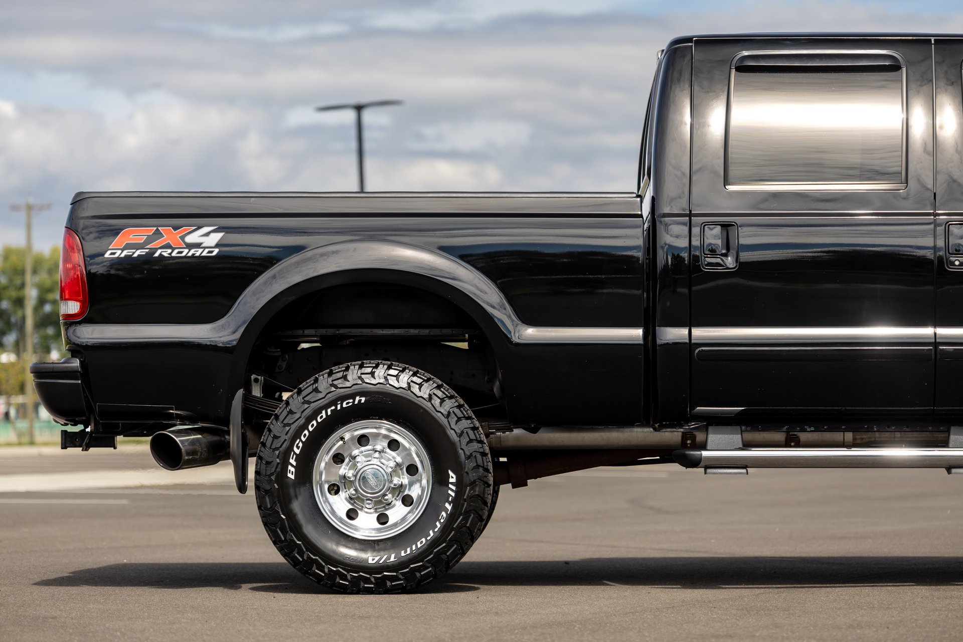 Used 2004 Ford F350 XL AWD/4WD image 15