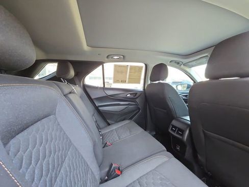 Used 2021 Chevrolet Equinox LT image 27