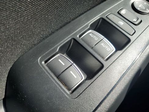 Used 2023 Honda Civic Sport image 32