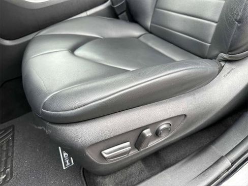 Certified 2024 Toyota Highlander XLE AWD/4WD image 21