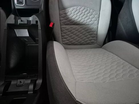 Used 2020 Chevrolet Equinox LS w/ LS Convenience Package FWD image 29