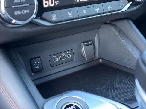 New 2025 Nissan Sentra SR image 28