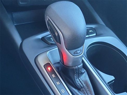 Used 2025 Chevrolet Trax LS image 16