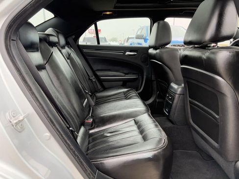 Used 2023 Chrysler 300 S image 29