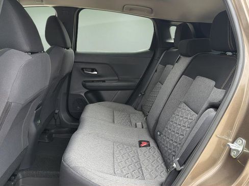 New 2026 Nissan Kicks SV w/ Charging Package FWD image 14