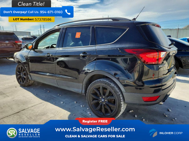 Used 2019 Ford Escape SE FWD image 3