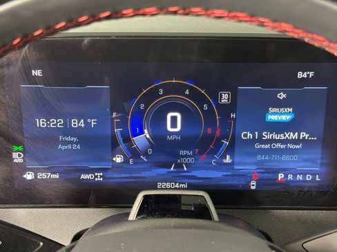 Used 2024 Chevrolet Traverse RS AWD/4WD image 29