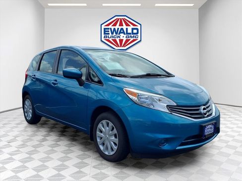 Used 2015 Nissan Versa Note SV FWD image 2