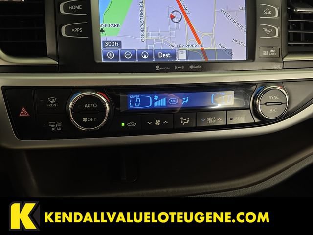 Used 2019 Toyota Highlander XLE w/ Protection Package #3 AWD/4WD image 20
