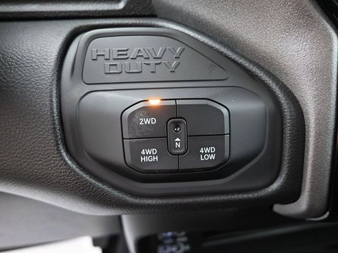 New 2026 RAM 3500 Tradesman AWD/4WD image 31