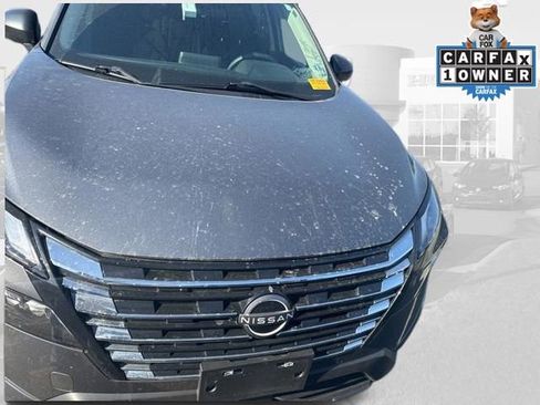 Used 2024 Nissan Rogue S image 3