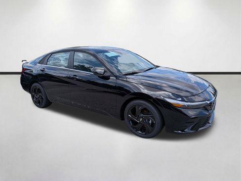 New 2026 Hyundai Elantra SEL Sport FWD image 1