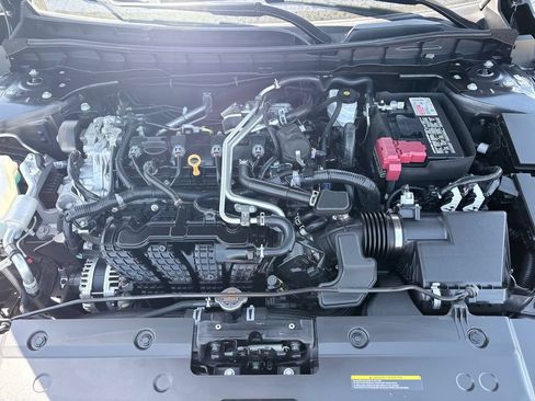 Used 2025 Nissan Altima 2.5 SV FWD image 28