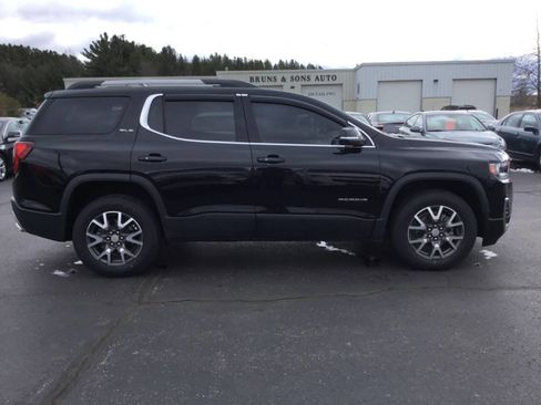 Used 2022 GMC Acadia SLE w/ Driver Convenience Package image 6