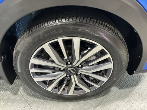 Used 2023 Nissan Kicks SV image 29