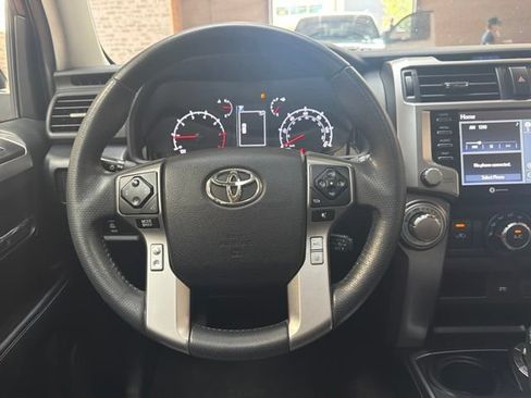 Used 2021 Toyota 4Runner SR5 Premium w/ Moonroof Package AWD/4WD image 19
