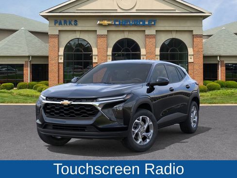 New 2026 Chevrolet Trax LS image 7