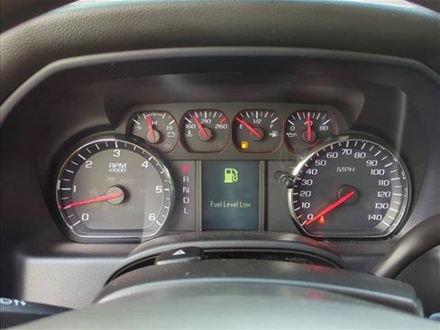 Used 2018 Chevrolet Silverado 1500 Custom w/ Custom Value Package RWD image 12