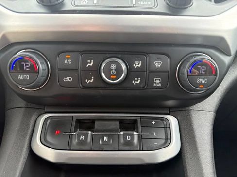 Used 2020 GMC Acadia SLE w/ Driver Convenience Package FWD image 35