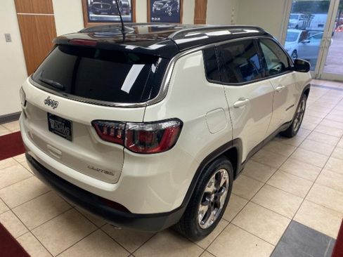 Used 2020 Jeep Compass Limited FWD image 4