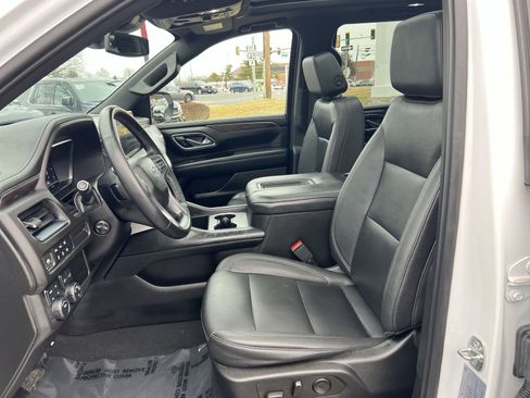 Used 2023 Chevrolet Tahoe Z71 w/ Luxury Package image 13