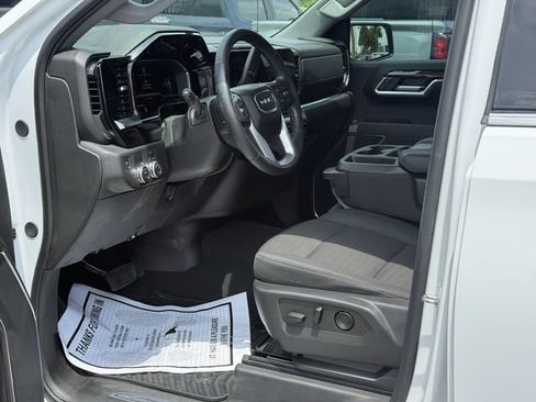 Used 2025 GMC Sierra 1500 SLE RWD image 14