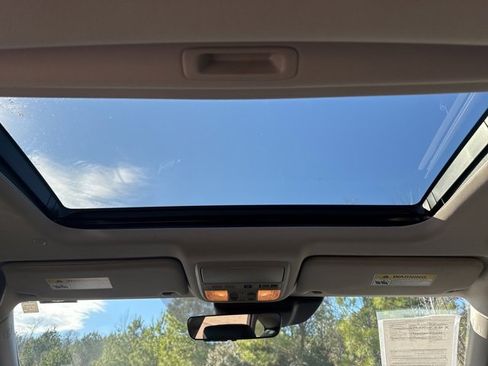 Used 2021 Honda Accord Touring image 16