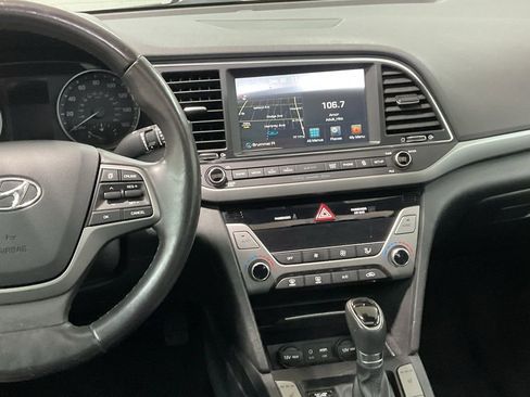 Used 2017 Hyundai Elantra Limited w/ Limited Tech Package 04 image 14