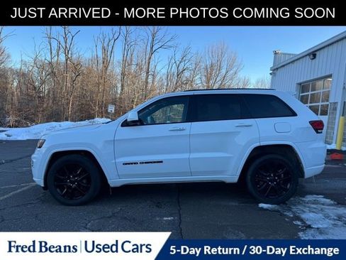 Used 2020 Jeep Grand Cherokee Altitude image 4