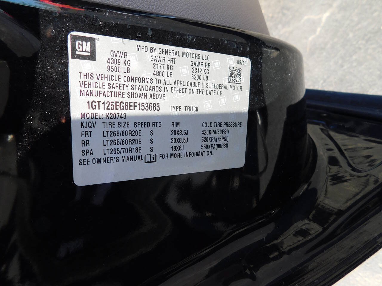Used 2014 GMC Sierra 2500 Denali w/ Suspension Package, Off-Road AWD/4WD image 46