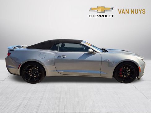 Used 2023 Chevrolet Camaro LT w/ Technology Package RWD image 4